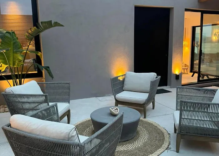 Gr - La Punta Mikri Πλάκα